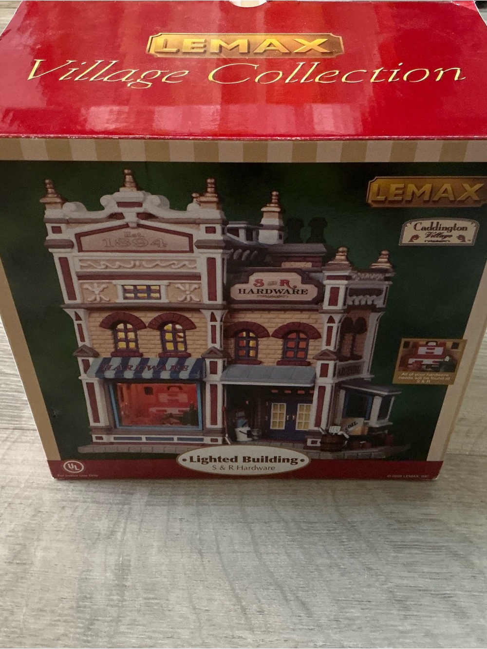 Lemax lighted Christmas building Retired